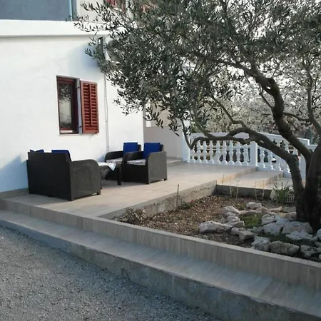 Apartment One Bedroom With Terrace